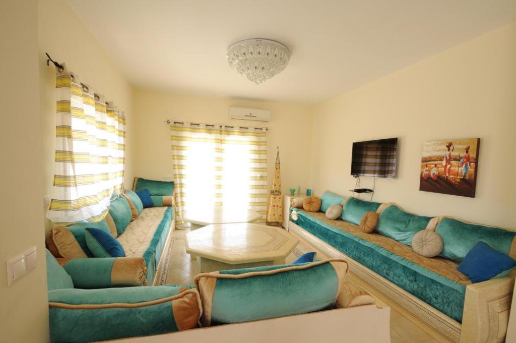 Triplex La Marina Saidia Apartment Екстериор снимка