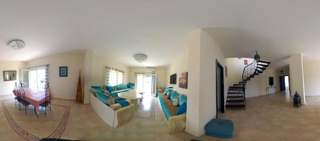 Triplex La Marina Saidia Apartment Екстериор снимка